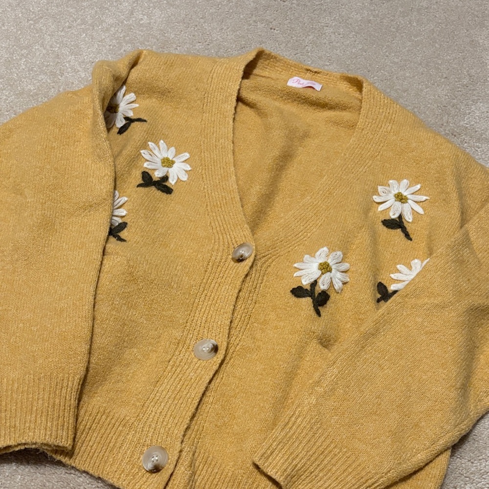 Pink Lily Golden Cardigan with Floral Embroidery